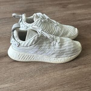 Adidas NMD R2 Primeknit Vintage White Sneakers Size 9 Polka Dot